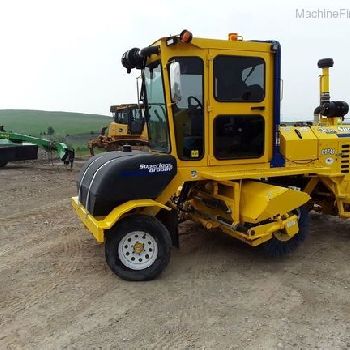 2018 Superior Broom DT80J