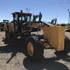 2015 John Deere 772GP