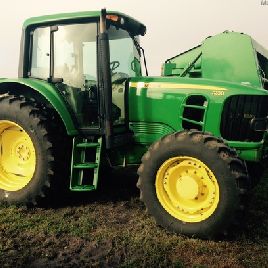 2008 John Deere 7230