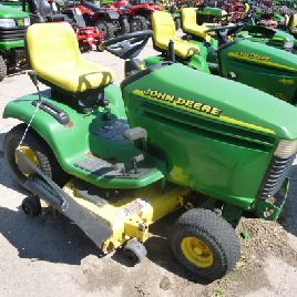 1999 John Deere LX279