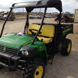 2015 John Deere 825i
