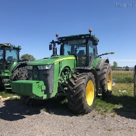 2015 John Deere 8270R