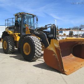 2017 John Deere 724K