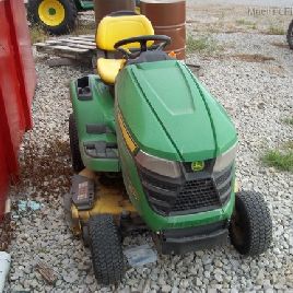 2017 John Deere X370