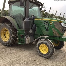 2017 John Deere 6110R