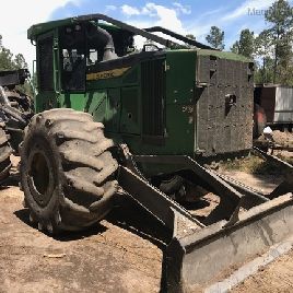 2017 John Deere 648L