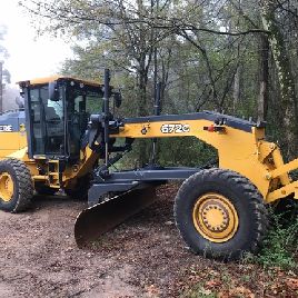 2014 John Deere 672G