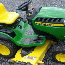 2017 John Deere E180