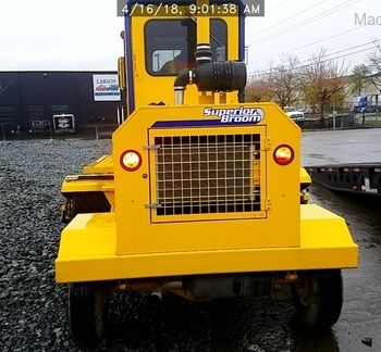 2016 Superior Broom DT80J