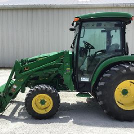 2017 John Deere 4044R