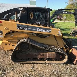 2005 John Deere CT332