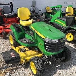 2018 John Deere X758