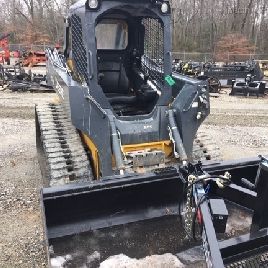 2017 John Deere 323E