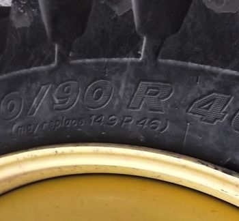 2013 Michelin 380/90R46