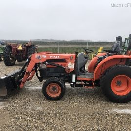 2005 Kubota L3130