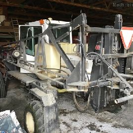 1990 Melroe 220 SPRA-COUPE