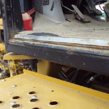 2009 Ag-Chem Terra-Gator 9203