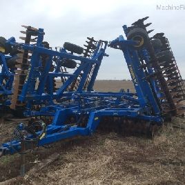 2009 Landoll 7430-33