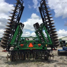 2013 John Deere 2620