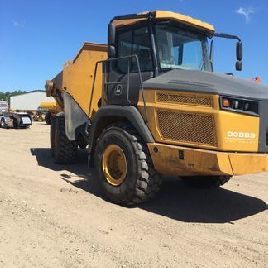 2017 John Deere 260E