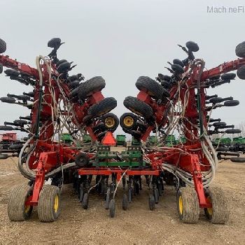 2012 Bourgault 3320QDA