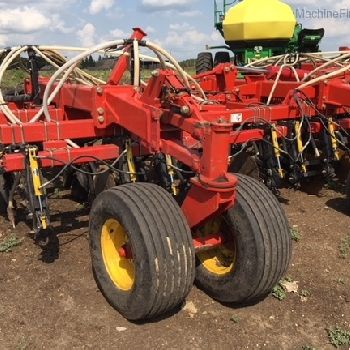 2012 Bourgault 3320QDA