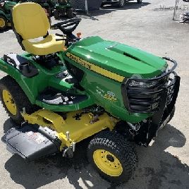 2017 John Deere X739
