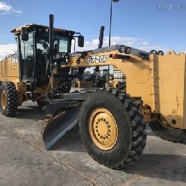 2013 John Deere 672GP