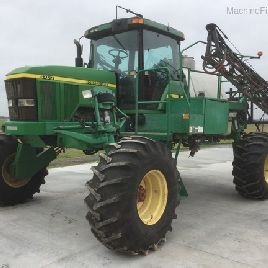 1997 John Deere 4700