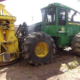 2016 John Deere 843L