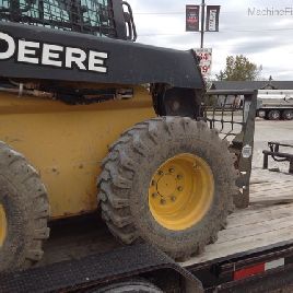 2015 John Deere 328E