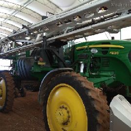 2013 John Deere 4830