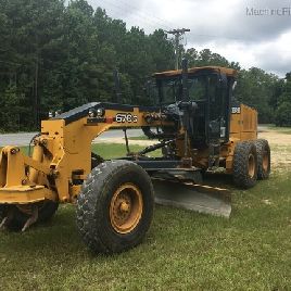2013 John Deere 670G