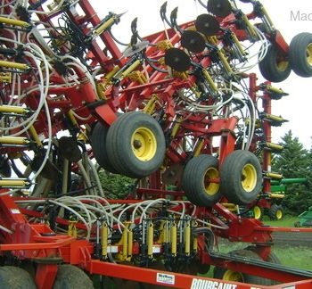 2006 Bourgault 5710