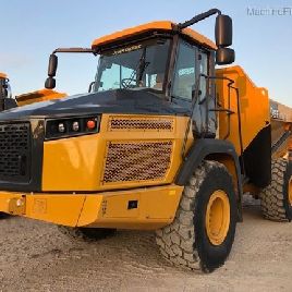 2018 John Deere 260E