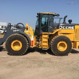 2018 John Deere 744K-II