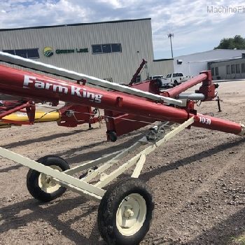 2019 Farm King 10X31 C1031D