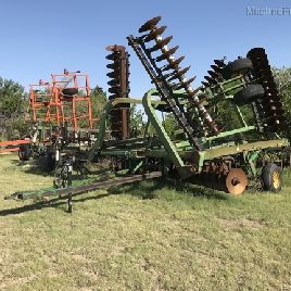 1985 John Deere 335