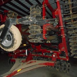 2011 Case IH 330