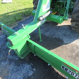 2000 Frontier RB2072