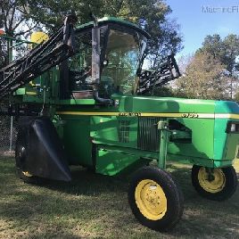 2005 John Deere 6700