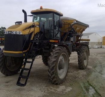 2015 RoGator RG1100B