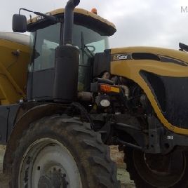 2015 RoGator RG1100B