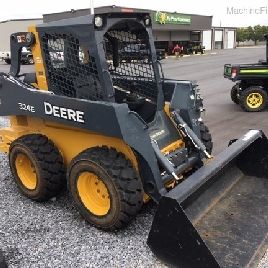 2018 John Deere 324E