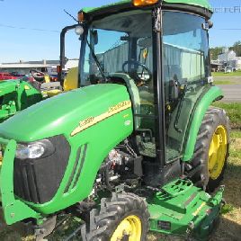 2011 John Deere 3520