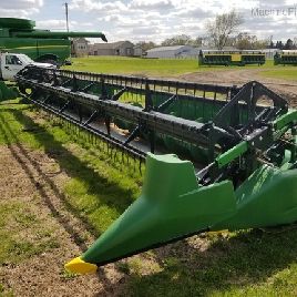 2018 John Deere 630F