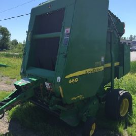 2010 John Deere 468