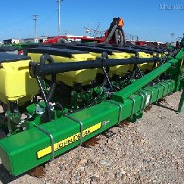 2017 John Deere 1725