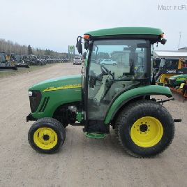2005 John Deere 3720