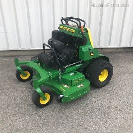 2017 John Deere 652R